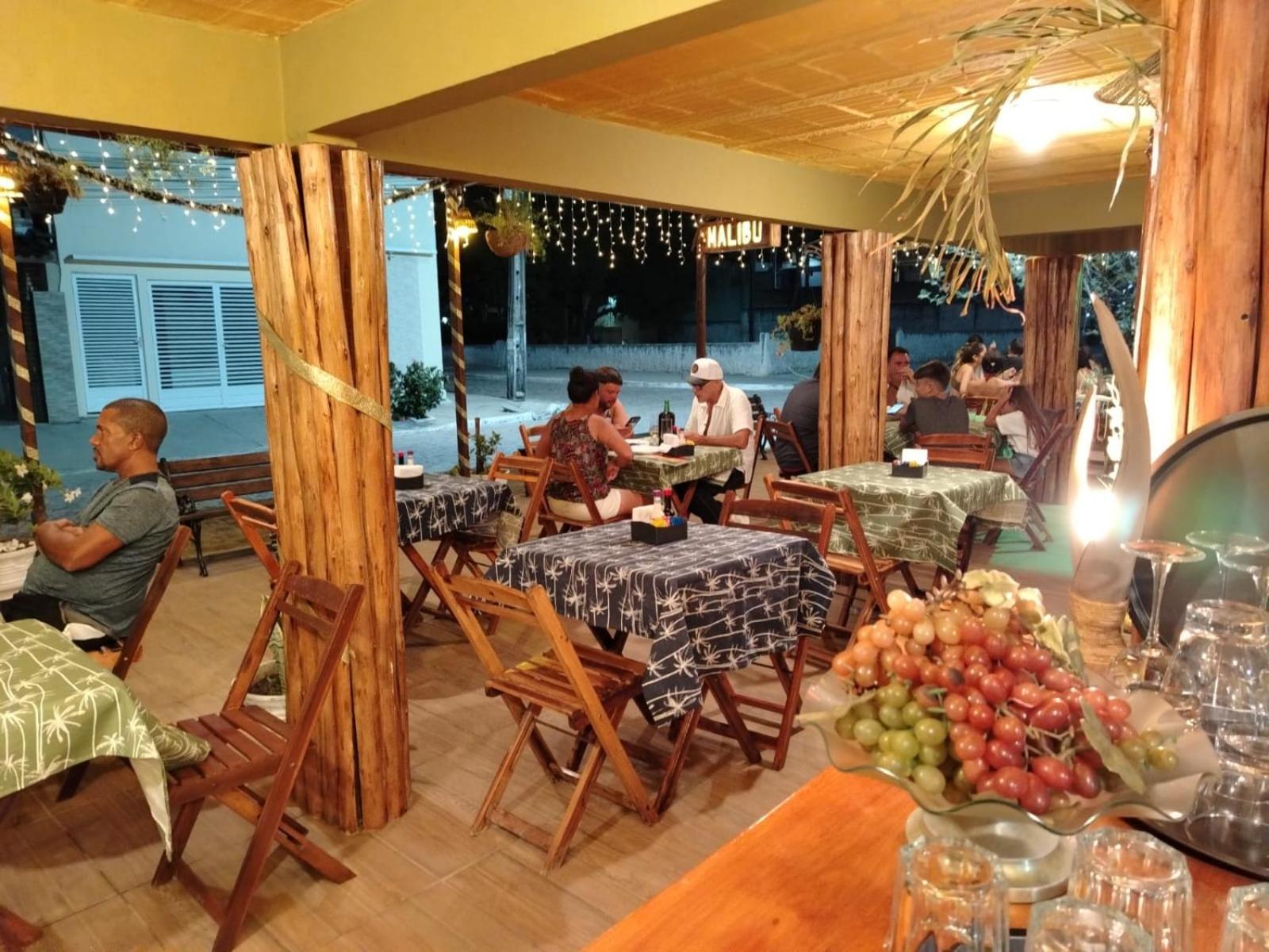 Hostel Malibu Порту-де-Галиньяш Экстерьер фото